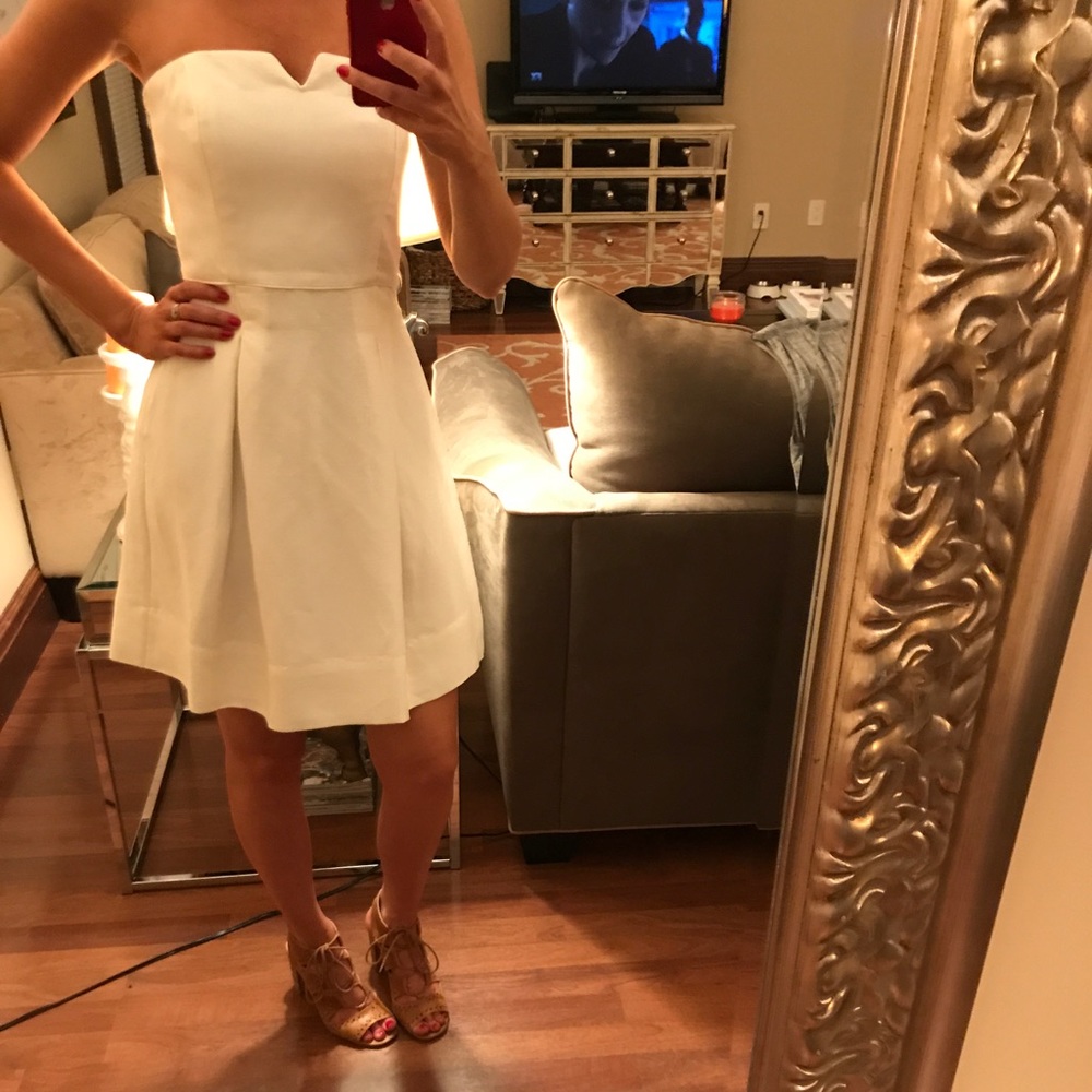 White House/Black Market Dress